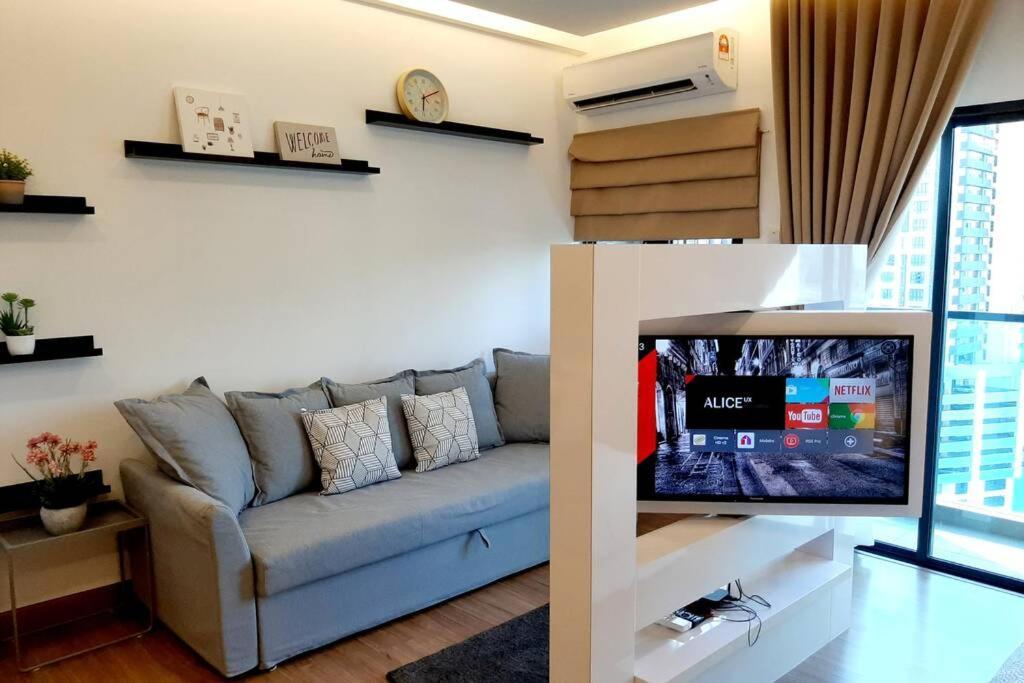 Symphony Tower Studio # 3 شيراس المظهر الخارجي الصورة